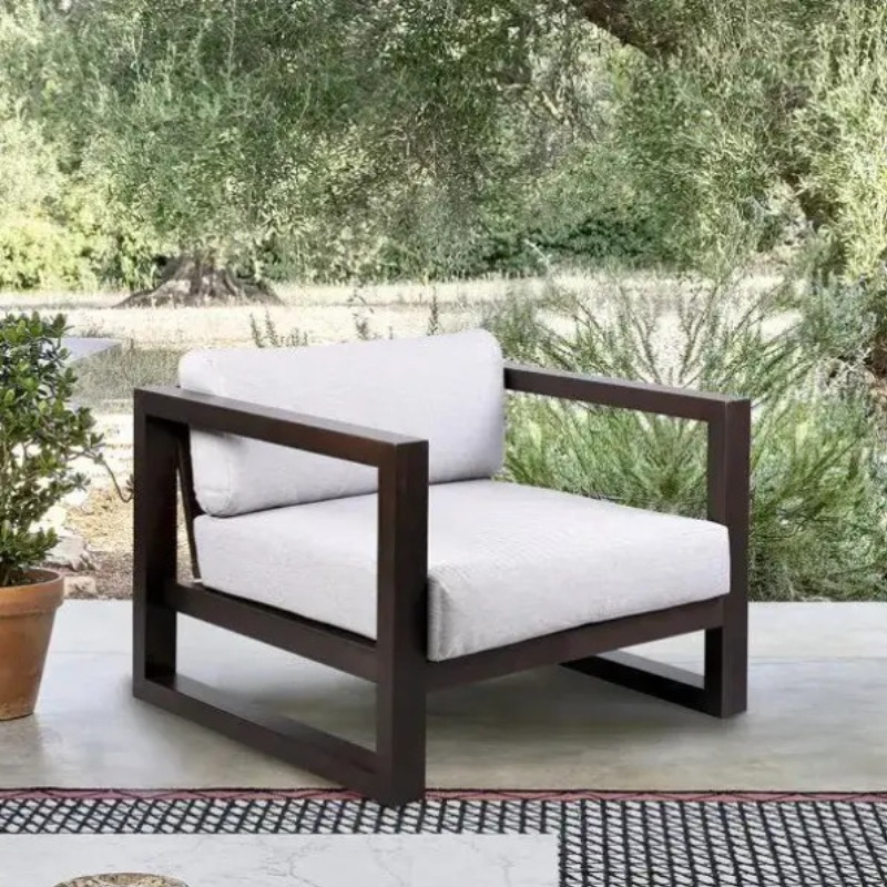 Beige Bliss Metal Lounge Chair | Outdoor Single Sofa Chair